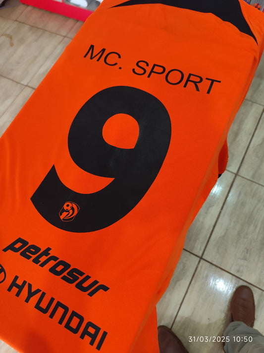 A. Personalizado Nombre + Numero